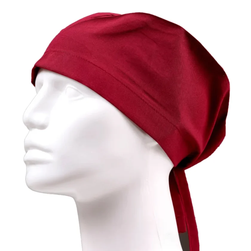 کلاه جراحی کلاسیک قرمز کلارت چیزگی | شیک، سبک و مناسب اتاق عمل کلاه جراحی کلاسیک قرمز کلارت چیزگی مدیکال برای پزشکان، پرستاران و جراحان