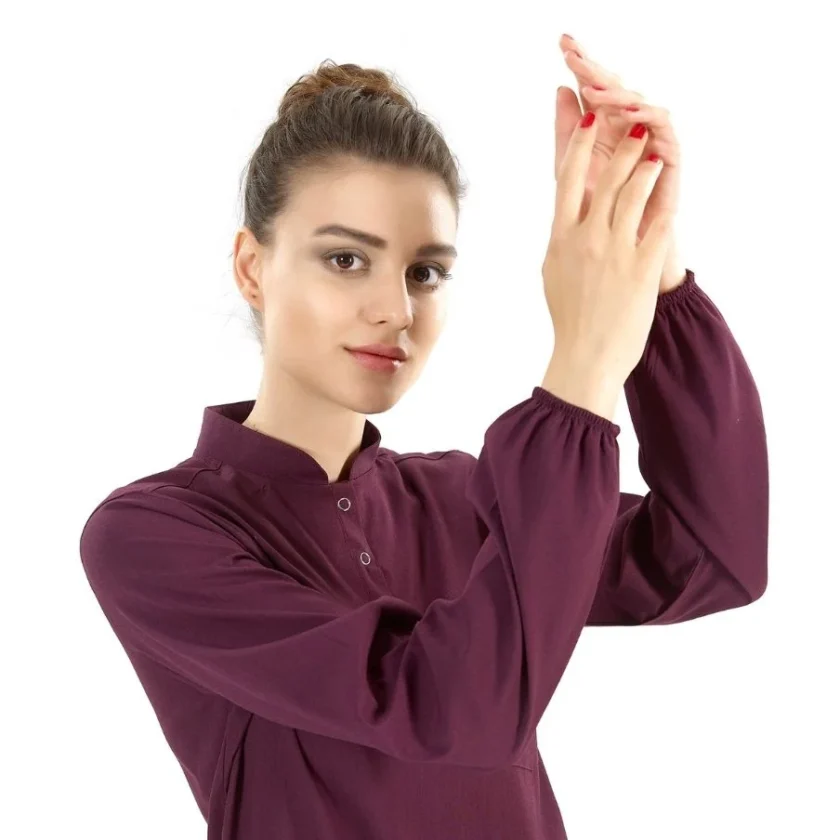 اسکراب پزشکی ارغوانی مدل یقه دیپلمات اسلامی چیزگی مدیکال مناسب محیط‌های درمانی