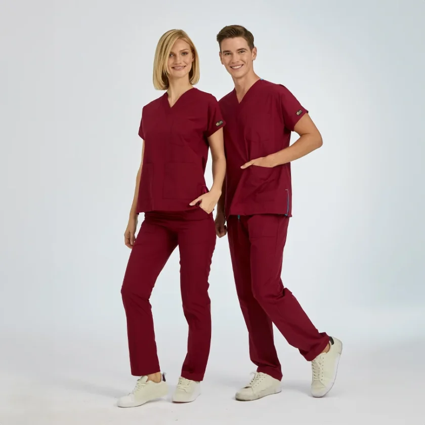 اسکراب پزشکی زرشکی مدل دکتر گریز چیزگی | تنخور راحت با پارچه نازک و سبک اسکراب پزشکی زرشکی مدل دکتر گریز چیزگی با پارچه نازک، مناسب پزشکان و پرستاران