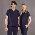 اسکراب پزشکی سرمه‌ای مدل دکتر گریز چیزگی با پارچه نازک، مناسب پزشکان و پرستاران